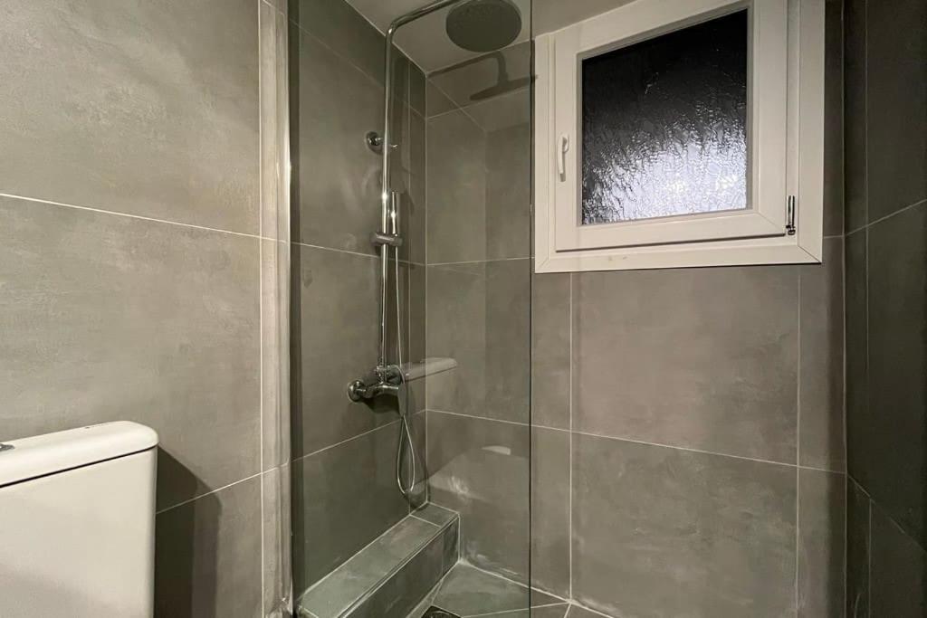 Pame Rentals - Ideal For 2 In Pagrati Athén Kültér fotó